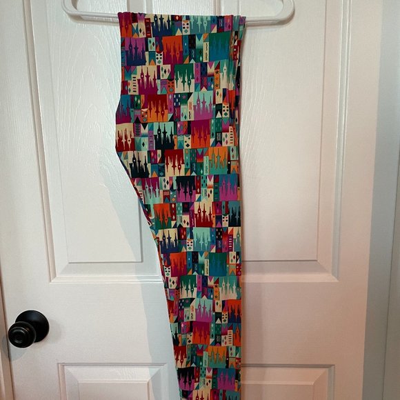 LuLaRoe Disney Castle Leggings - Tall and Curvy - Picture 1 of 1